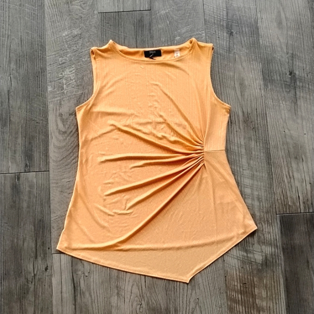 🎉SOLD!! Tahari Sleeveless Top, Sz. Small